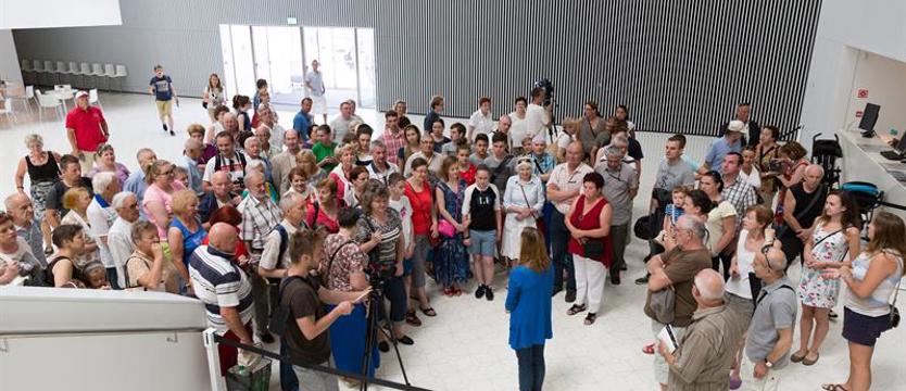 Filharmonia w sierpniu. Zwiedzanie, wystawa, koncerty