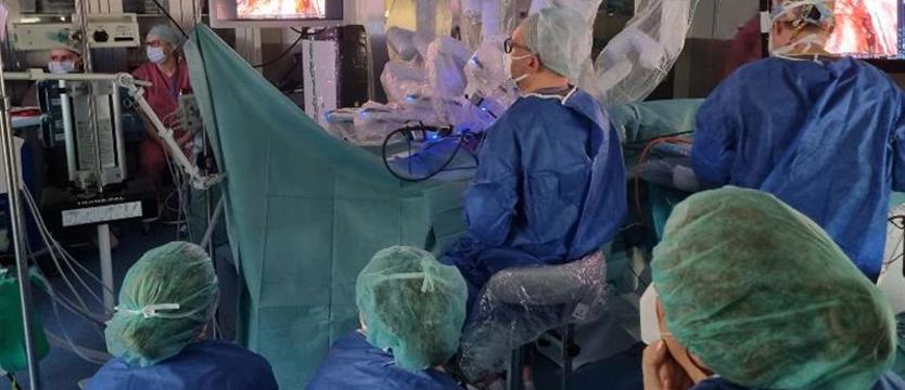 Do wylicytowania udział w... operacji. Szpital na Pomorzanach zaprasza na aukcje