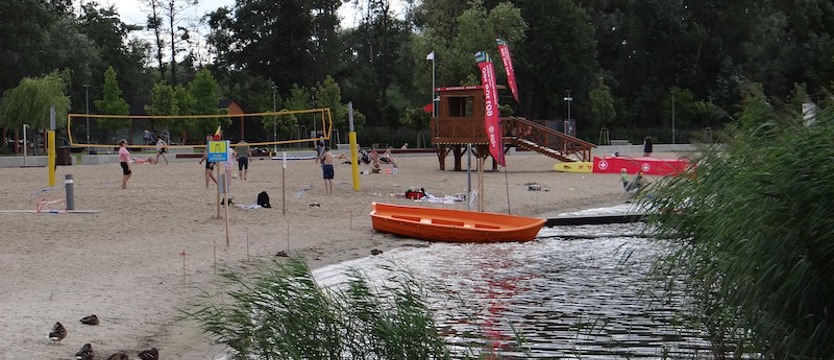 Kąpielisko Dąbie z zakazem wchodzenia do wody. Wykryto groźną bakterię