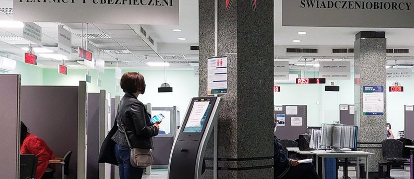Zmiany w obsłudze klientów ZUS od poniedziałku
