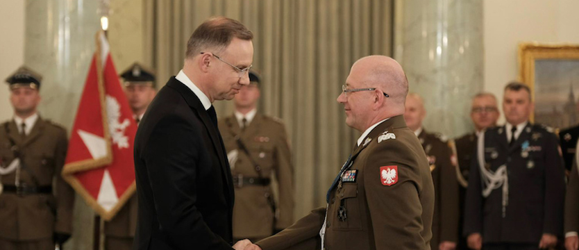 Prezydent wręczył akty mianowania na stanowisko dowódcy generalnego RSZ i na stanowisko dowódcy WOT