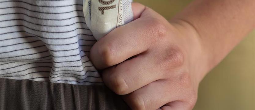 Kobiety w sieci: tylko bogaci mają u nich szanse