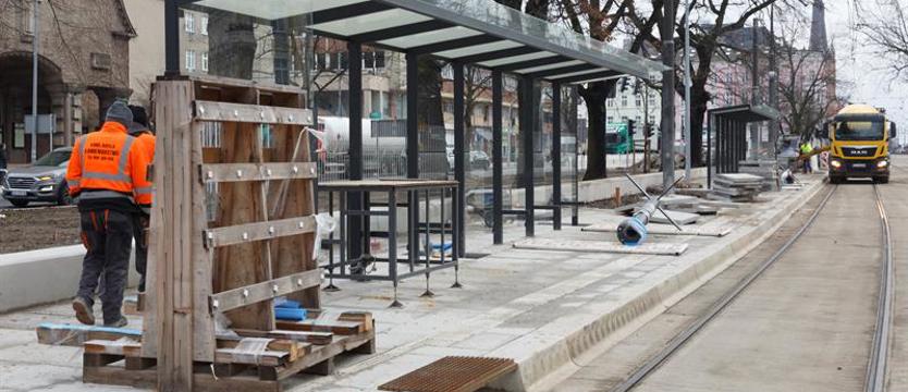 Nowy przystanek na pl. Zwycięstwa