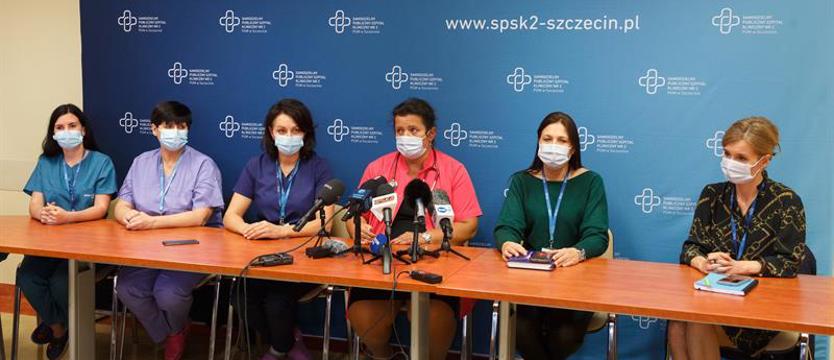 Sytuacja zaczyna przerastać prognozy. Pilnie potrzebny personel medyczny do szpitala tymczasowego w Szczecinie