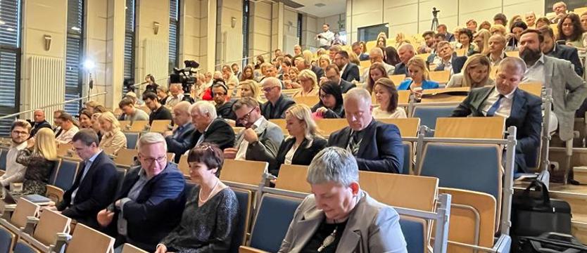 Prawa pracownicze - wyzwania przyszłości. Największą wartością wciąż jest człowiek