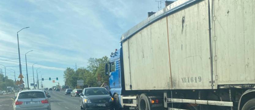 Kolizja przed wjazdem na Estakadę Pomorską