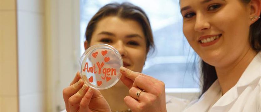 Noc Biologów w Szczecinie. Młodzi ludzie odkrywali tajemnice życia