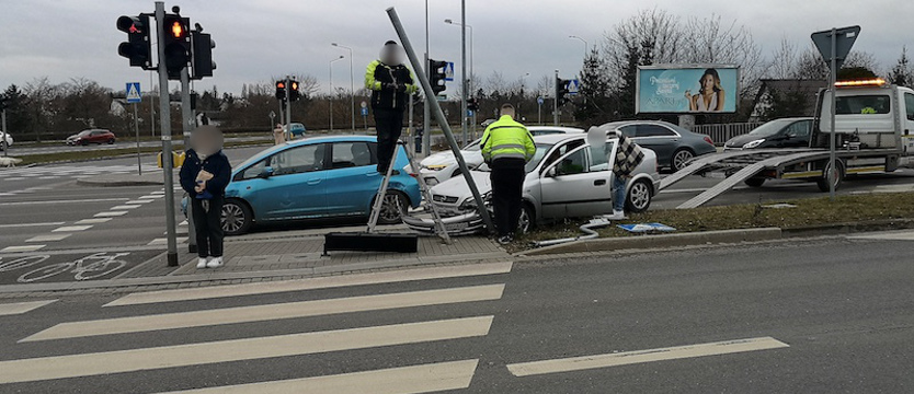 Staranował hondę na ul. Derdowskiego