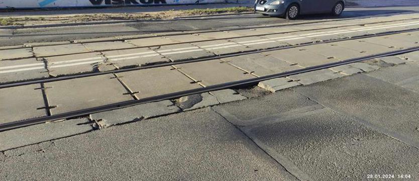 Północ czeka na zmiany. Kiedy remont drogi i torowiska?