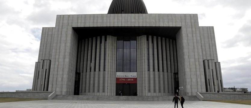 Pochówek prochów prezydentów RP na uchodźstwie w Świątyni Opatrzności Bożej