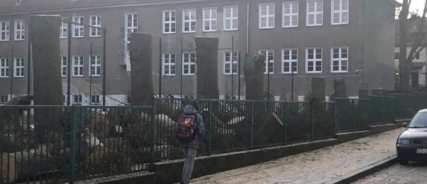 Korony lecą, czyli cięcia w oświacie
