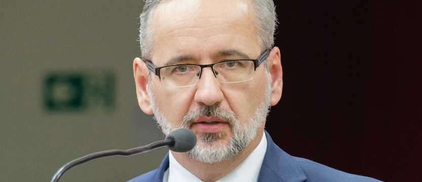 Niedzielski: Nie ma stanu epidemii, ale Covid-19 nie zniknął