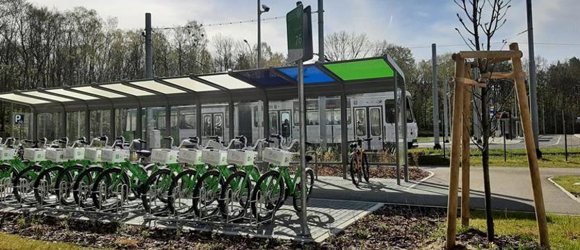 BikeS przy kąpieliskach. Letnie strefy postoju