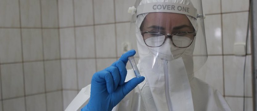 W czwartek w regionie 124 przypadki koronawirusa. Zmarło 10 osób