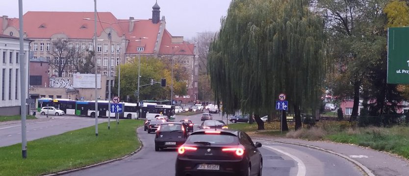Awaria sygnalizacji na skrzyżowaniu ulic Emilii Plater i Emilii Sczanieckiej