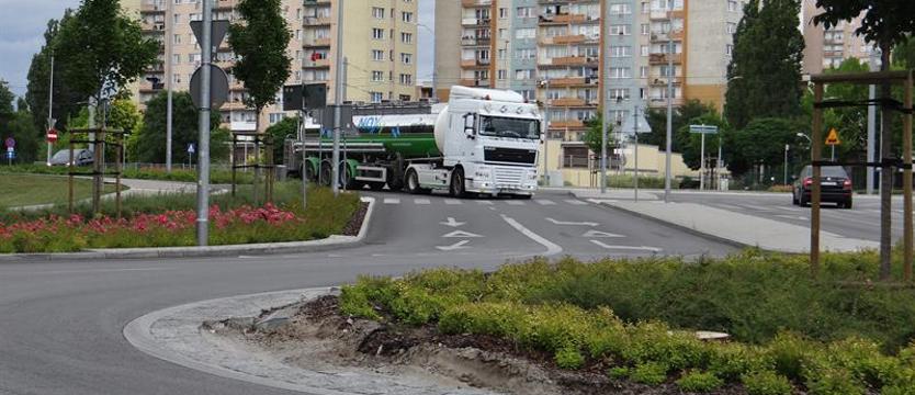 Nowe i już do poprawki. Zajeżdżane rondo