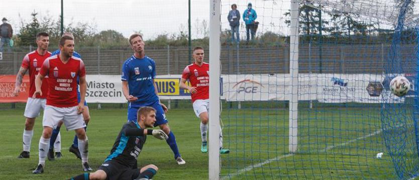Piłka nożna. Świt - Kotwica w półfinale Pucharu Polski ZZPN i  III-ligowe transfery