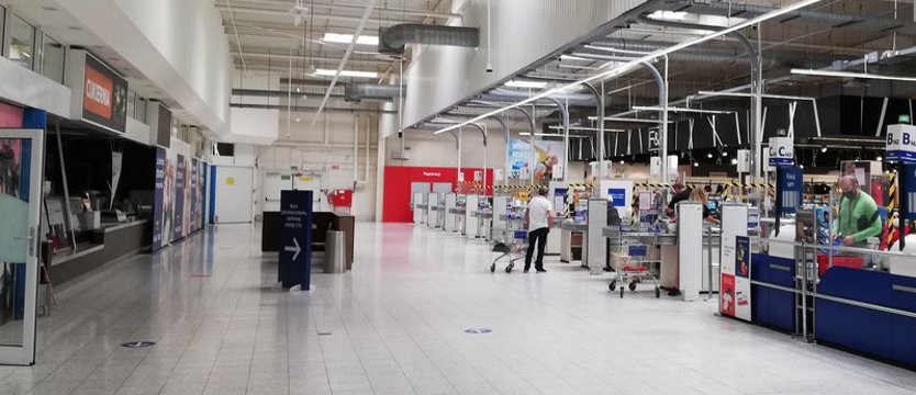 Nowe obostrzenia koronawirusowe obowiązują od poniedziałku