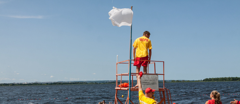 Nad kąpieliskiem w Dąbiu przestała powiewać czerwona flaga