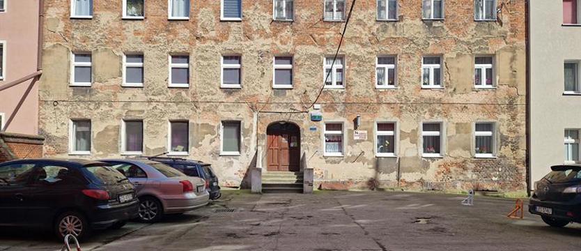 Czekają na remont i godne warunki