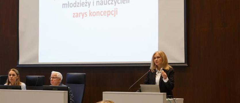 Szkolenia dla rodziców i nauczycieli. Mają pomóc uczniom z problemami