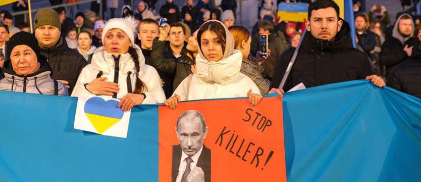 Szczecin solidarny z Ukrainą. Prezydent Krzystek: Dziś mamy czarny czwartek