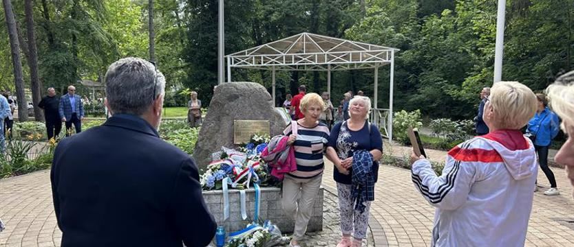 Obchody Dnia Greckiego i zabawa z Nikosem Rusketosem