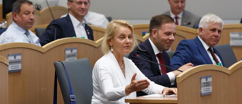 Radni za pomocą Ukrainie i kupnem defibrylatorów
