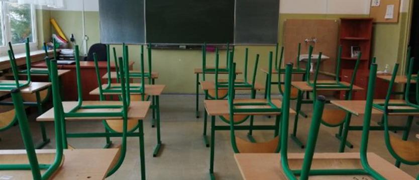 Poseł ostrzega wójta. W szkołach umieszczą imigrantów?
