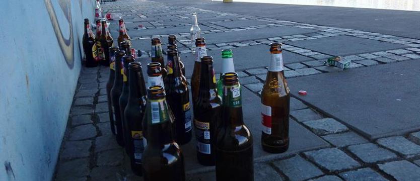 Chcą zmian w uchwale. Krótsza droga po alkohol?