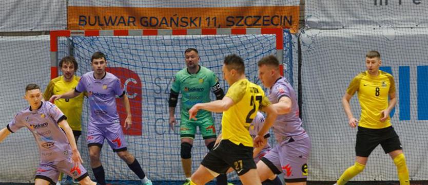 Futsal. Minimalna przegrana z wiceliderem