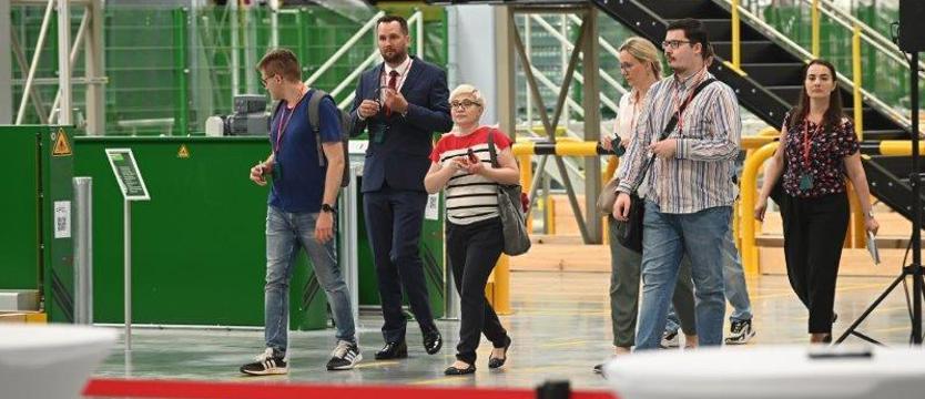 Grupa Żabka uruchamia w Radzyminie pod Warszawą zautomatyzowane centrum logistyczne