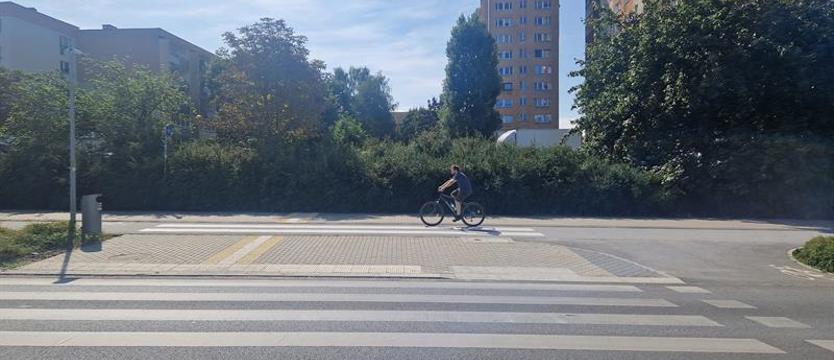 Za głośno na ul. Szafera. Czy staną tam ekrany dźwiękochłonne?