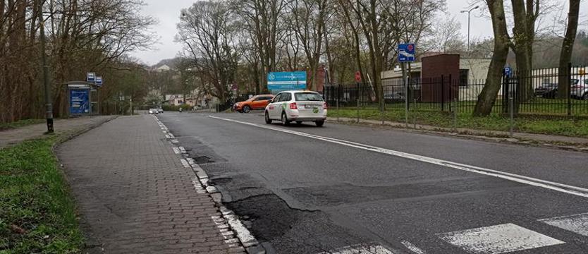 Sezon na asfaltowanie. Od Podjuch przez Zdroje po Głębokie [SONDA]