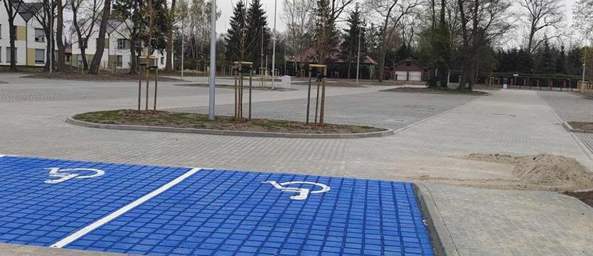 Parking w Morzyczynie gotowy. Pomieści ponad 200 aut