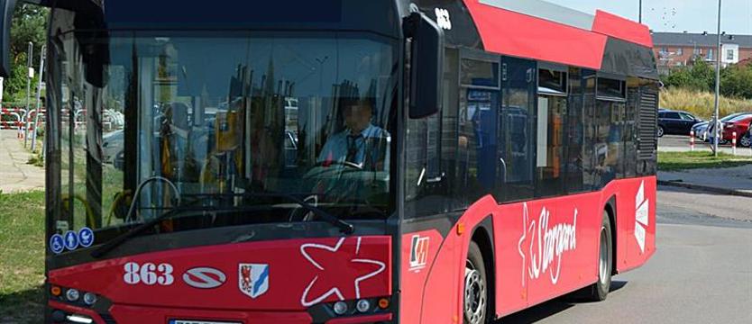 Strzał w autobus. Policja bada sprawę
