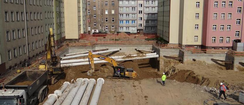 Wielka dziura wśród kamienic. Kwartał 36 w przebudowie
