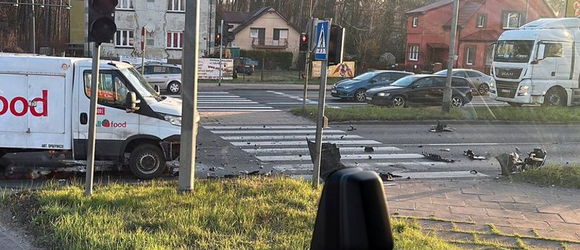 Wypadki na Szosie Stargardzkiej i ul. Wierzbowej w Szczecinie. Utworzyły się korki