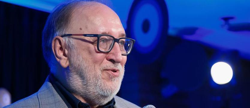 Burzliwe początki szczecińskiego teatru. Artur Daniel Liskowacki prezentuje "Gryfa i Melpomenę"