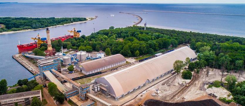 Taśmociąg połączy nabrzeże z magazynem