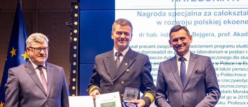 Zielony Feniks dla prorektora Politechniki Morskiej