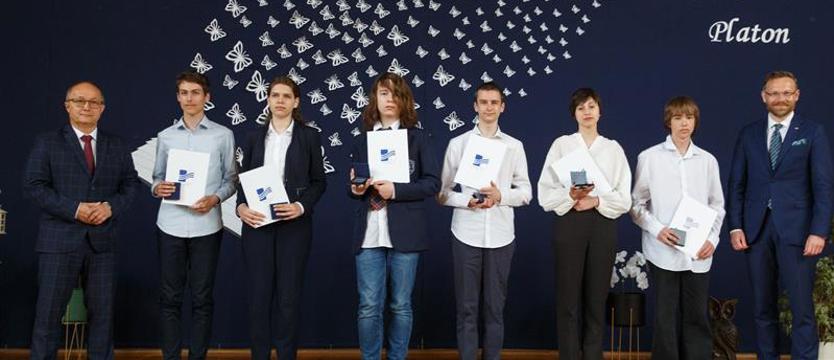 Najlepsi uczniowie nagrodzeni