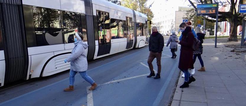 Przebudowy torów tramwajowych ruszają na Niebuszewie