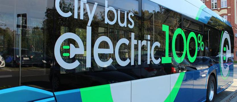 Miliony na stacje ładowania autobusów elektrycznych