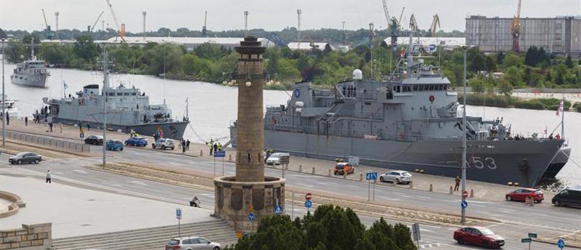 Okręty NATO przy Wałach Chrobrego