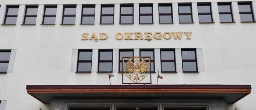 Prokurator chce dożywocia dla głównego oskarżonego w procesie o zabójstwo trzech kobiet