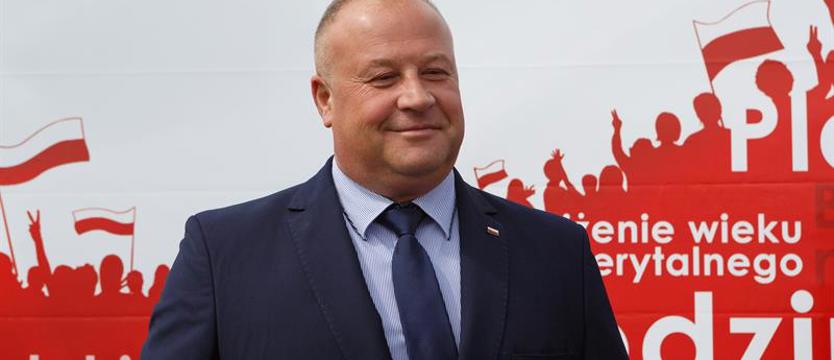 Poseł Szałabawka: "Mój samochód został ostrzelany". Policja bada sprawę