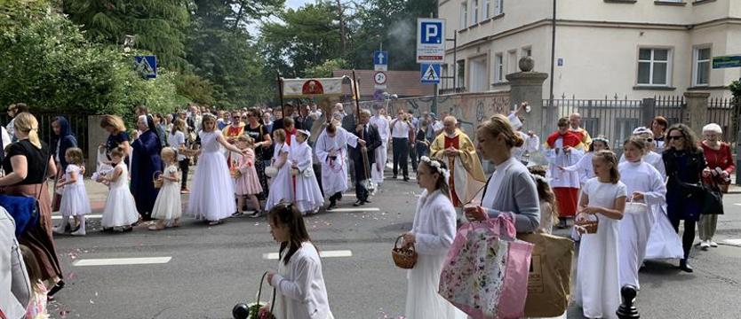 Boże Ciało. Ulicami Szczecina przejdzie niemal 40 procesji