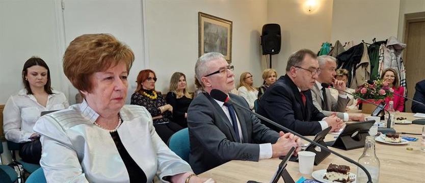 Długoletnia skarbniczka powiatu kołobrzeskiego odeszła na emeryturę