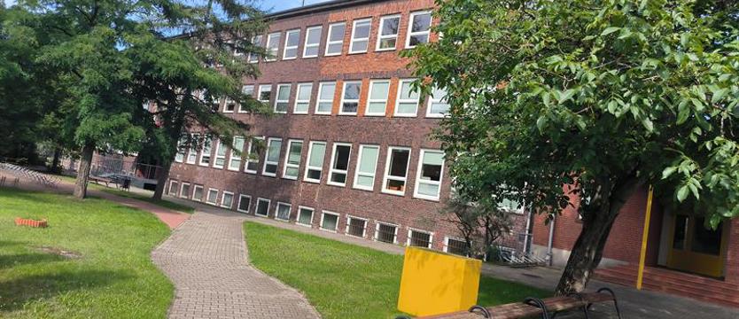 Centrum Usług Społecznych zamiast szkoły. Taka zmiana w Policach